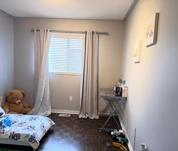 For Lease - 234 Waterbury Street, Caledon, Ontario - Photo 2