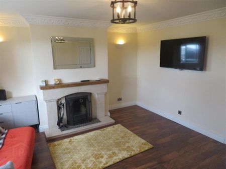 28 Claremont Drive, Moira, Craigavon, BT67 0SE - Photo 4