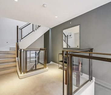 Russel Court, St James's, SW1A - Photo 5