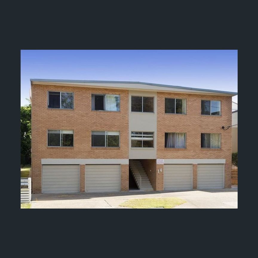 Prime Location! Convenient 1 Bedroom Taringa Unit. - Photo 1