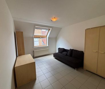 Drie beschikbare studio's in centrum Aalst - Photo 3