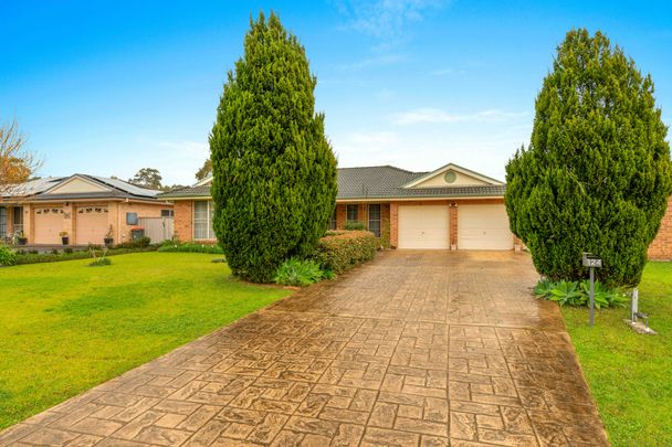 Spacious Family Home - Photo 1