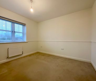 2 bedroom End Terraced House to let - Photo 4