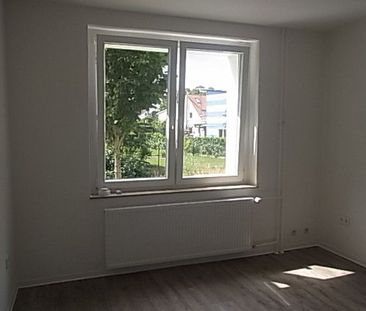 Renovierte Single-Wohnung 34,63m² sofort verfügbar - Photo 2