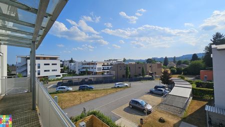 4 Zimmerwohnung – zentrale Lage! MIETE INKL. HEIZUNG UND WARMWASSER! - Foto 2