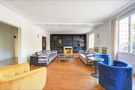 Tout savoir sur cet appartement dans le quartier Ternes-Maillot, à Paris 17ème - Photo 3