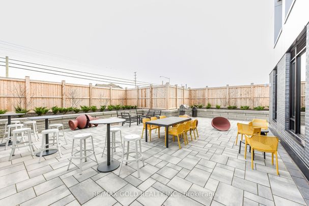 For Lease - 1440 Clarriage Court Unit# 407, Milton, Ontario - Photo 1