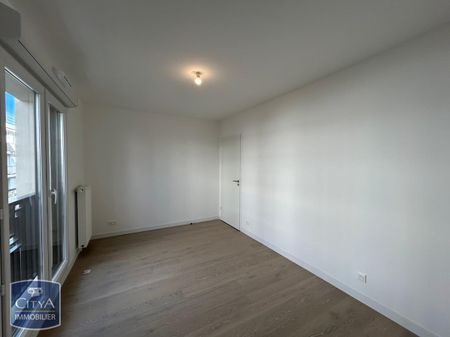 Location Appartement 2 pièces 39m² LE PLESSIS ROBINSON 92350 - Photo 4