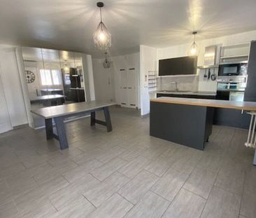 Appartement à louer 4 pièces • 73,78 m2 Toulon - Photo 3