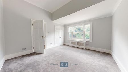 4 bedroom semi-detached house to rent - Photo 2