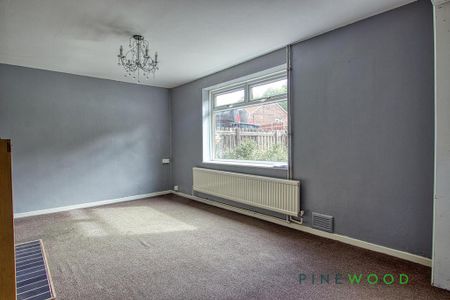 3 bedroom semi-detached house to rent - Photo 2