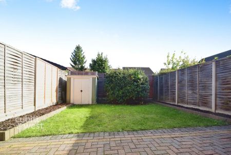 3 bedroom end of terrace house to rent - Photo 3