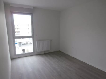 Location appartement T5 89.70m² à Reims (51100) - Photo 2
