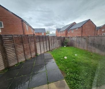 1 bedroom in a house share to rent - Photo 6