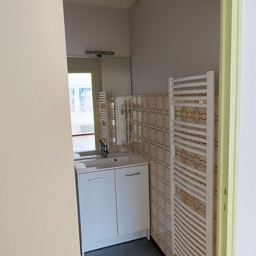 Location Appartement 2 pièces 42m² - Photo 1