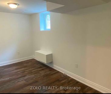 For Lease - 236 Renforth Drive, Toronto, Ontario - Photo 3