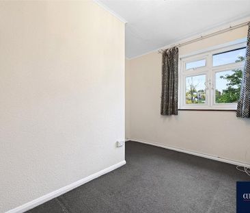 2 bedroom maisonette to rent - Photo 2