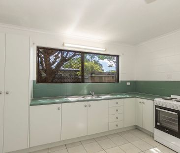 2/2 Saltbush Boulevard, Rasmussen - Photo 3