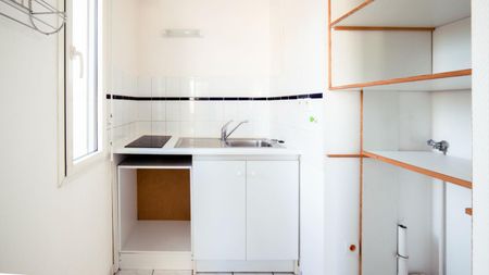 Location Appartement 1 pièce 25m² NANTES 44000 - Photo 4