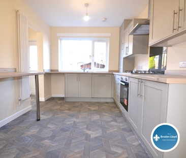 3 bedroom terraced house to rent - Photo 6