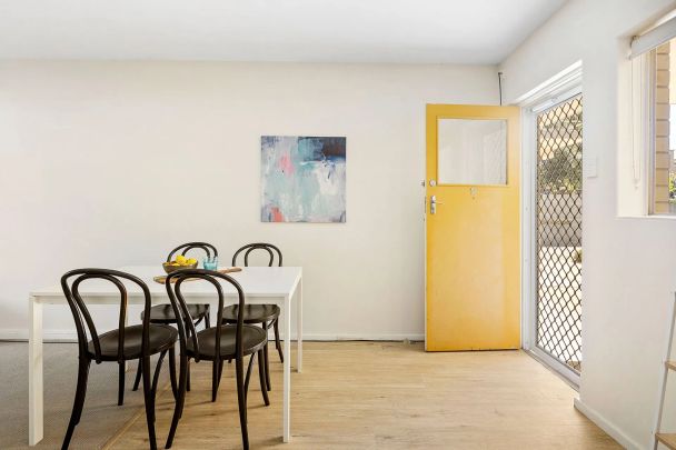 Fully Furnished Unit with Courtyard - Photo 1