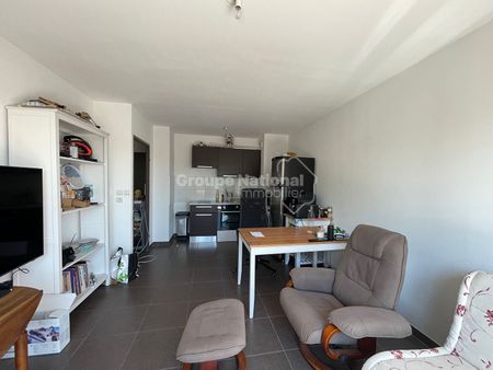 Location Appartement 2 pièces 38m² - Photo 2