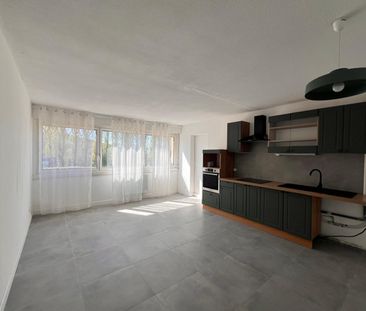 Location Appartement 4 pièces 75m² - Photo 3