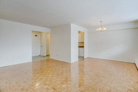 Verbana Apartments — 2 Bedroom - Photo 2