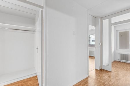 Sanierte 4.5 Zimmerwohnung mit Weitsicht - Photo 3