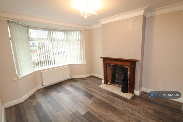 5 bedroom semi-detached house to rent - Photo 1