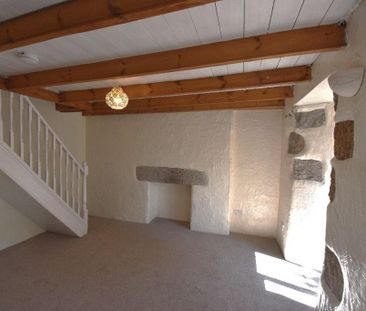2 bedroom cottage to rent - Photo 2