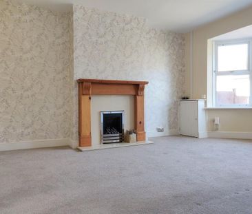 2 bedroom semi-detached house to rent - Photo 2