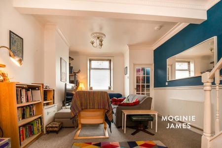 2 bedroom terraced house to rent - Photo 2