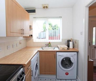 2 bedroom end of terrace house to rent - Photo 6