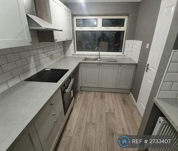 3 bedroom end of terrace house to rent - Photo 6