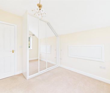 4 bedroom detached house to rent - Photo 5