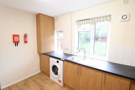 Bowerdean Road, High Wycombe - Photo 4