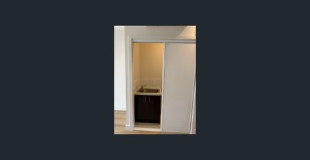 Stylish Apartment Living in Clayton - Photo 4