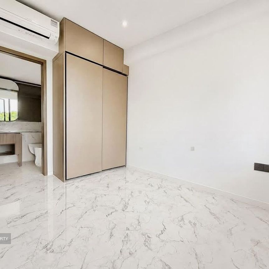 Tanah Merah Kechil Link (D16), Condominium - For Rent - Photo 1