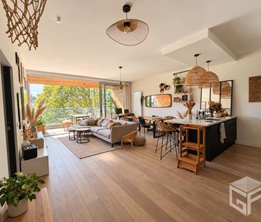 APPARTEMENT-3 CH. + TERRASSE + PARKING à 1190 Forest  Loyer: 2 100 € - Photo 3