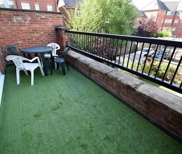 Mackworth Street, Hulme, Manchester, M15 - Photo 1
