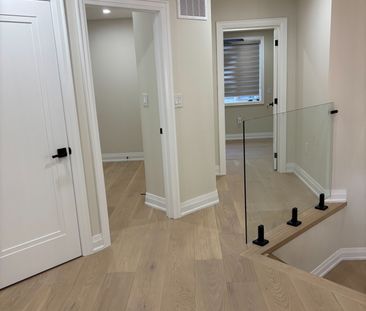 For Lease - 5316 Russell View Road Unit# Main, Mississauga, Ontario - Photo 6