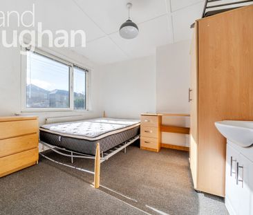 6 bedroom semi-detached house to rent - Photo 2