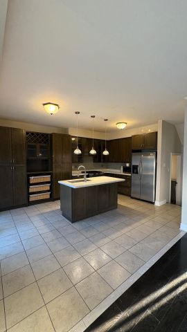 For Lease - 309 Brisdale Drive, Brampton, Ontario - Photo 2