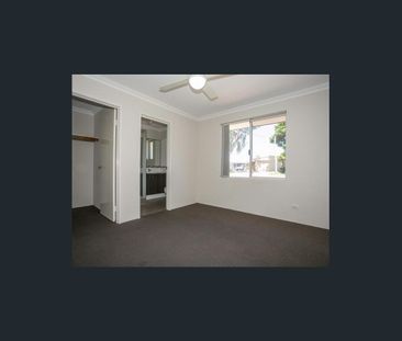 Coastal Comfort: Your Family Home Steps Away from the Beach! - Photo 6