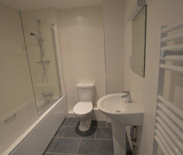 2 bedroom apartment to rent - Photo 6