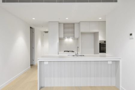 THIS APARTMENT FEATURES: - Photo 5