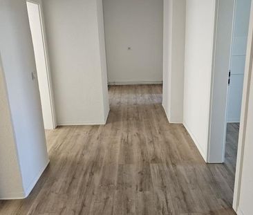 Erstbezug nach Sanierung! Ihre neue perfekte Familienwohnung mit ho... - Foto 3