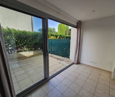 Location Appartement 1 pièce 28m² SIX FOURS LES PLAGES 83140 - Photo 4