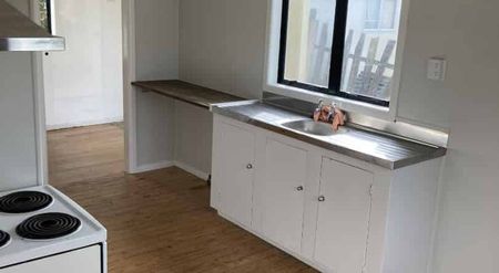 House on the hill - Photo 2